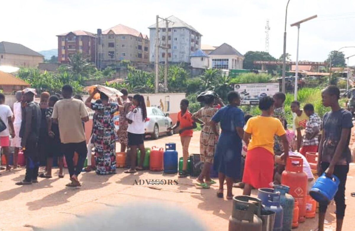 Gas firm sells cooking gas at N672/kg to over 4,000 Enugu residents, commemorates Gov. Mbah’s first anniversary