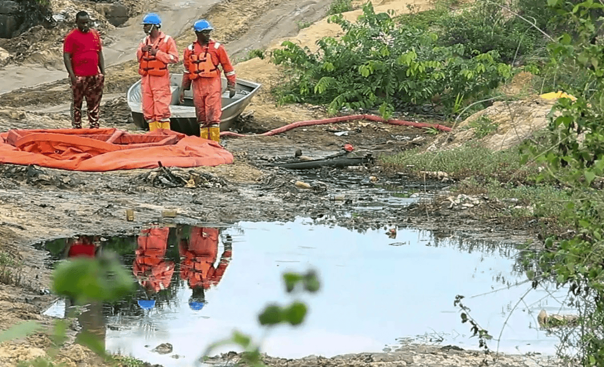 Oil spill hits Shell loading terminal in Bonny after pipeline rupture